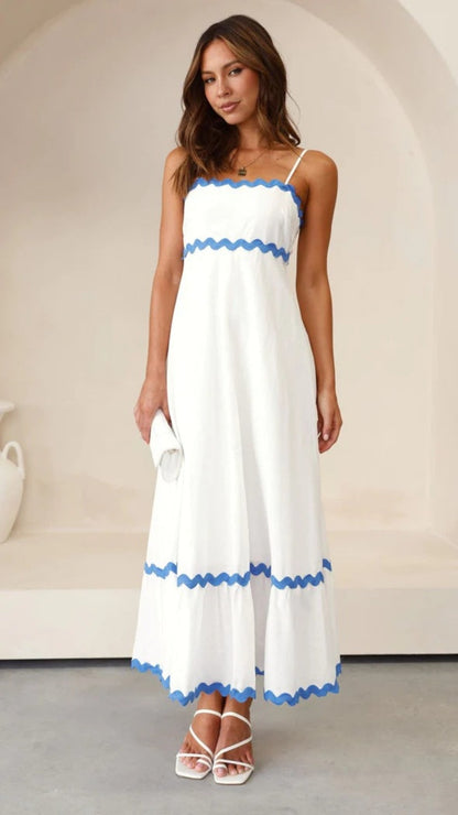 Reveloire® - Long dress with wavy pattern straps