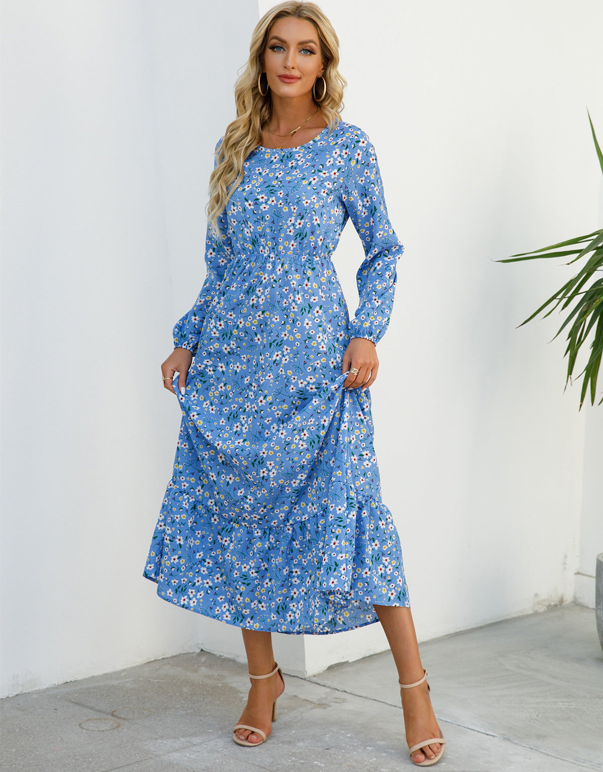 Elegant Round Neck Floral Dress