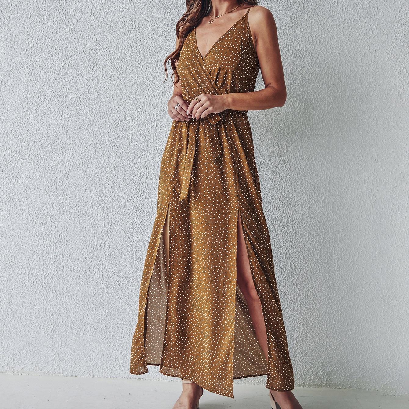 Long bohemian dress with straps and floral print