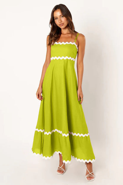 Reveloire® - Long dress with wavy pattern straps