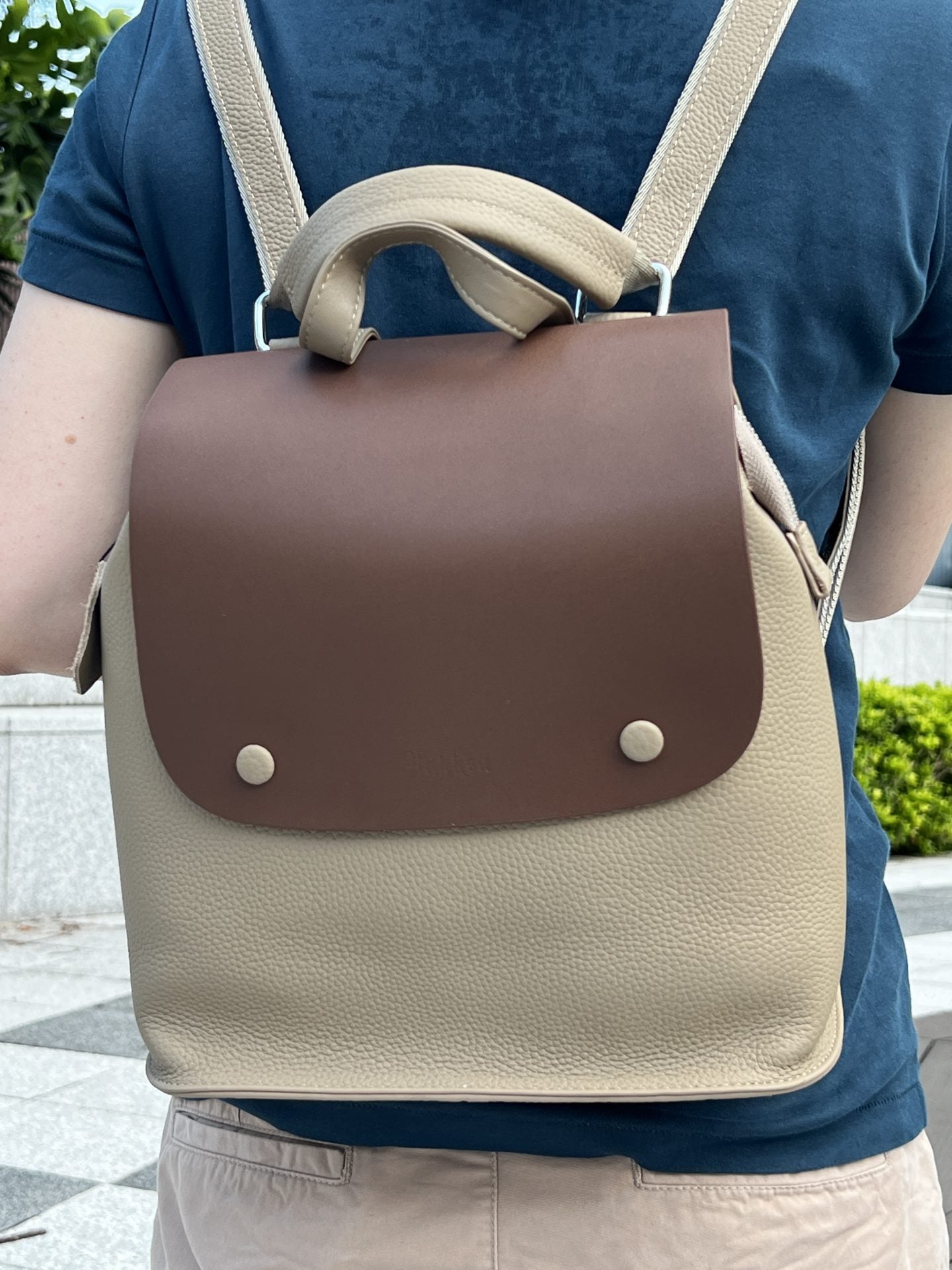 Reveloire® Leather Backpack: Elegance and functionality