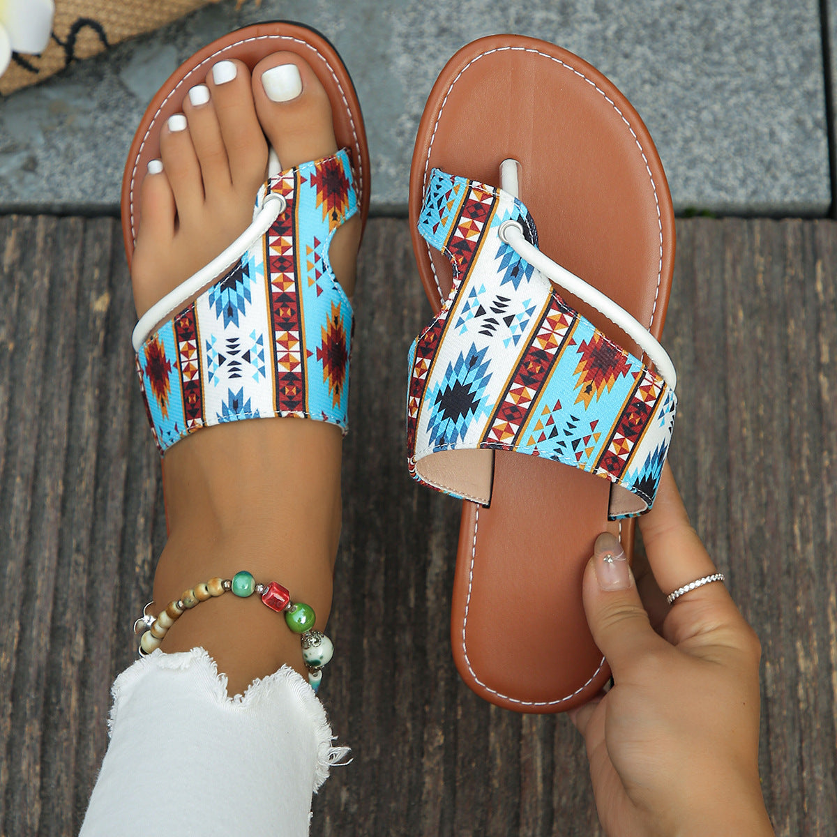 Reveloire® Breathable Roman Style Printed Sandals