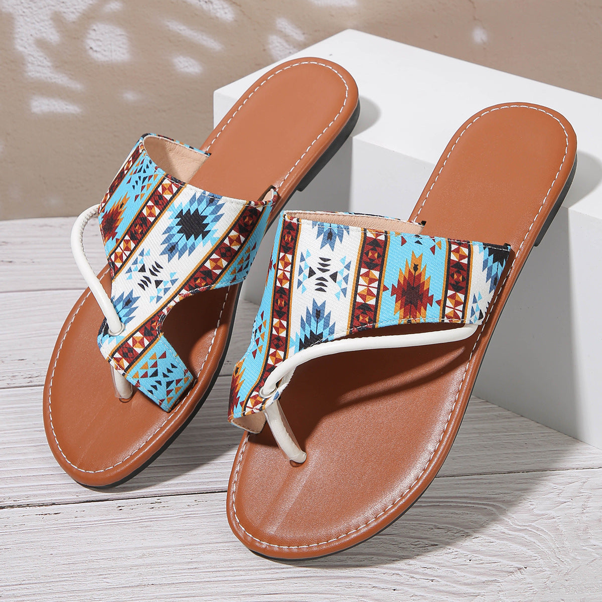 Reveloire® Breathable Roman Style Printed Sandals