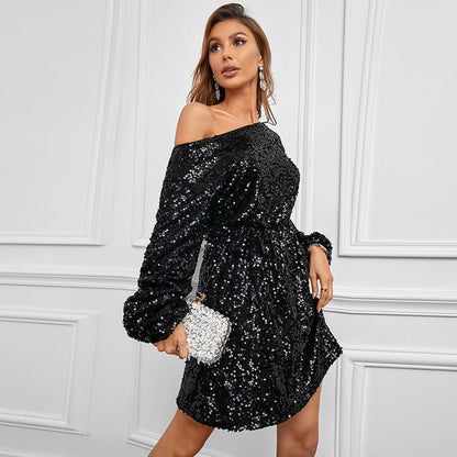 Mini robe de soirée à paillettes à manches longues et col rond - Reveloire