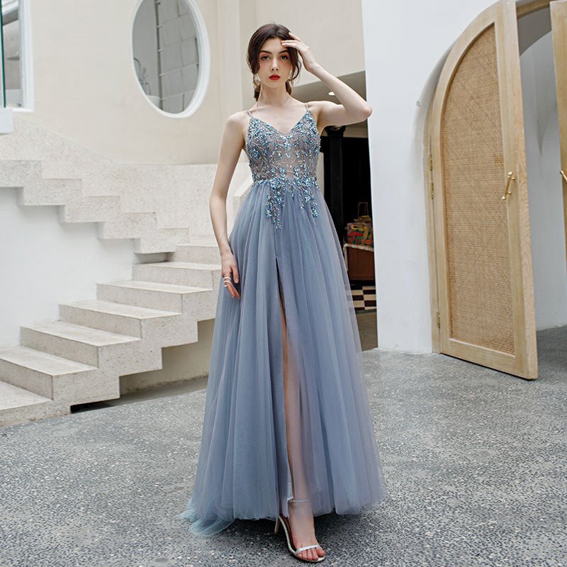 Nouvelle Robe de Bal en Tulle à Perles et Col en V - Reveloire